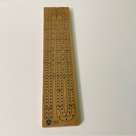 Vintage Wooden Cribbage Board X 308 Taiwan - Picture 1 of 13